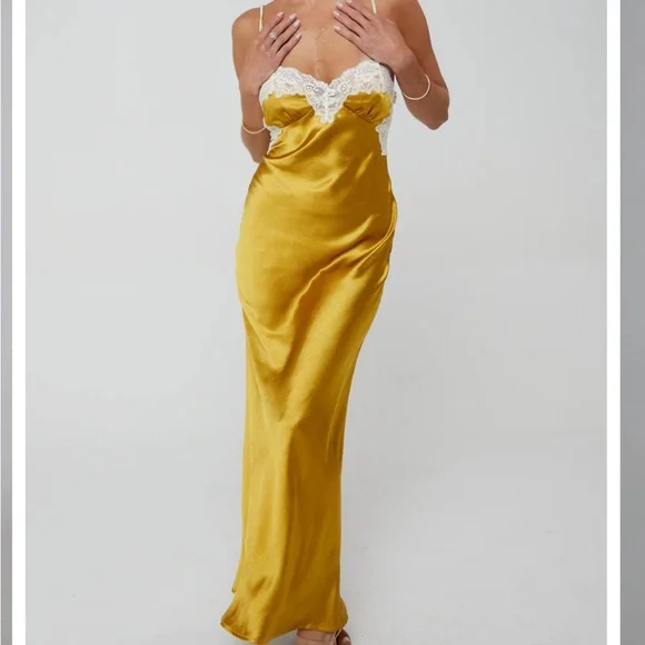 Elegant Gold Yellow Slip Dress with Lace Trim and Low Back - Picture 6 of 11